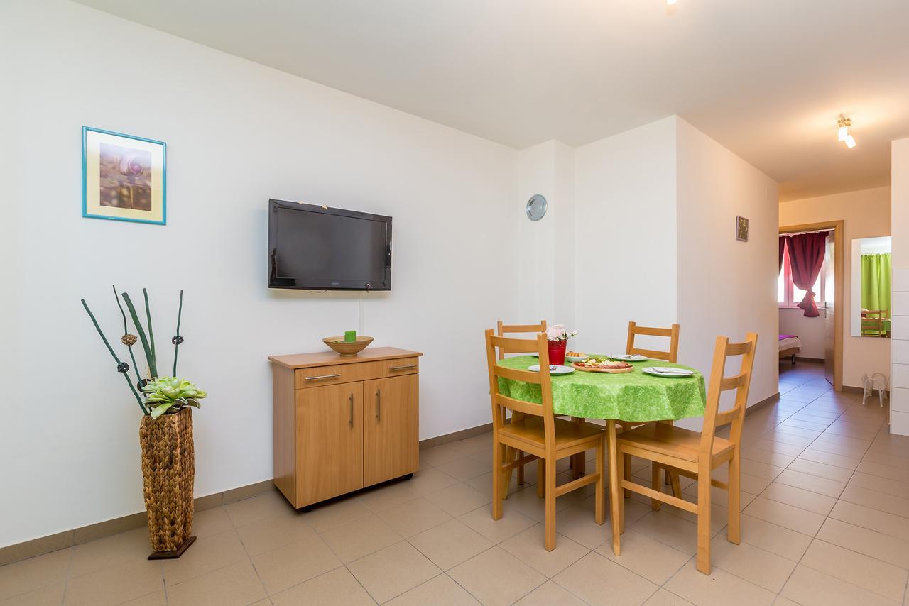 Apartments Mirica Baška Exteriér fotografie